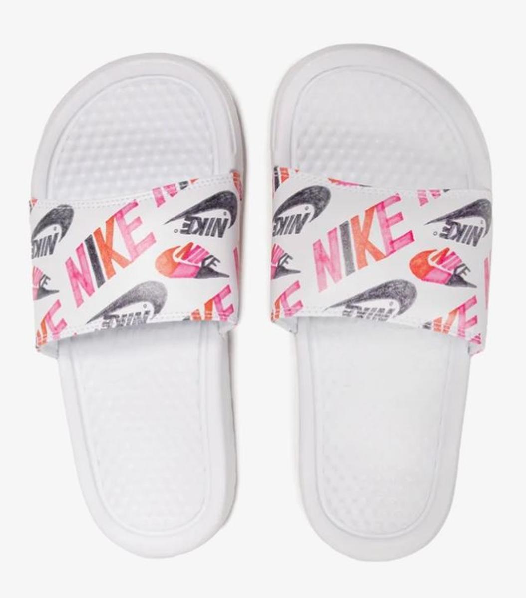 NIKE Wmns Benassi Jdi Print Scarpe da Spiaggia e PiscinaDonna-Bianco-MULTICOLORE