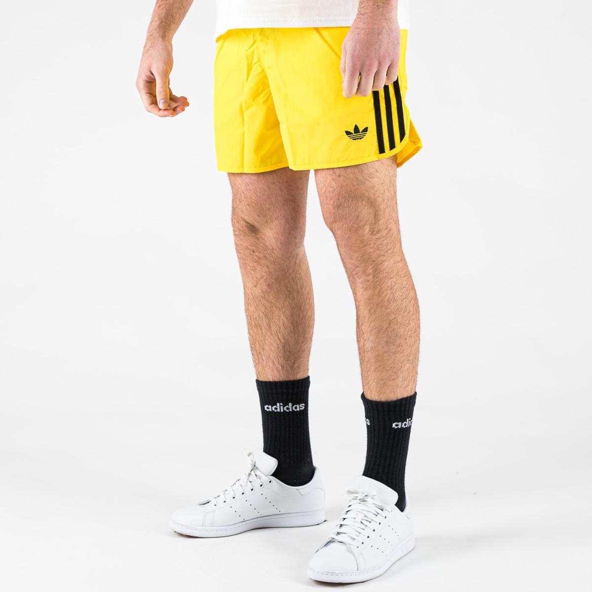 Pantaloni adidas Originals Classics Sprinter Short eqt yellow-Eqt Yellow