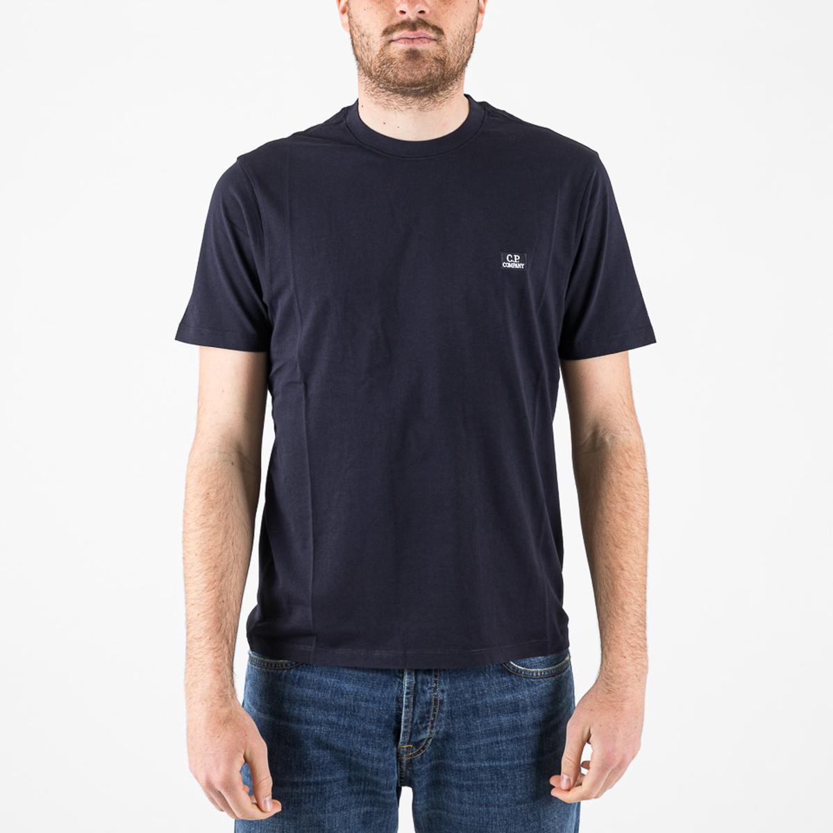 C.P. COMPANY T-Shirt in Cotone con Patch Logo Frontale | 5BCUARCCMTS726A005100W 888 Blu Scuro