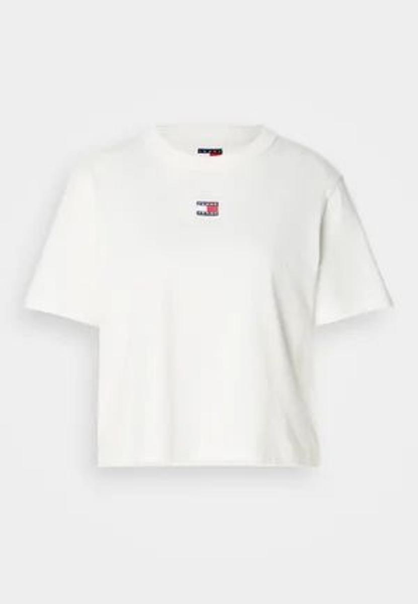 Tommy Jeans - TOMMY BADGE BOXY CREW NECK T-SHIRT - T-shirt basic - ecru