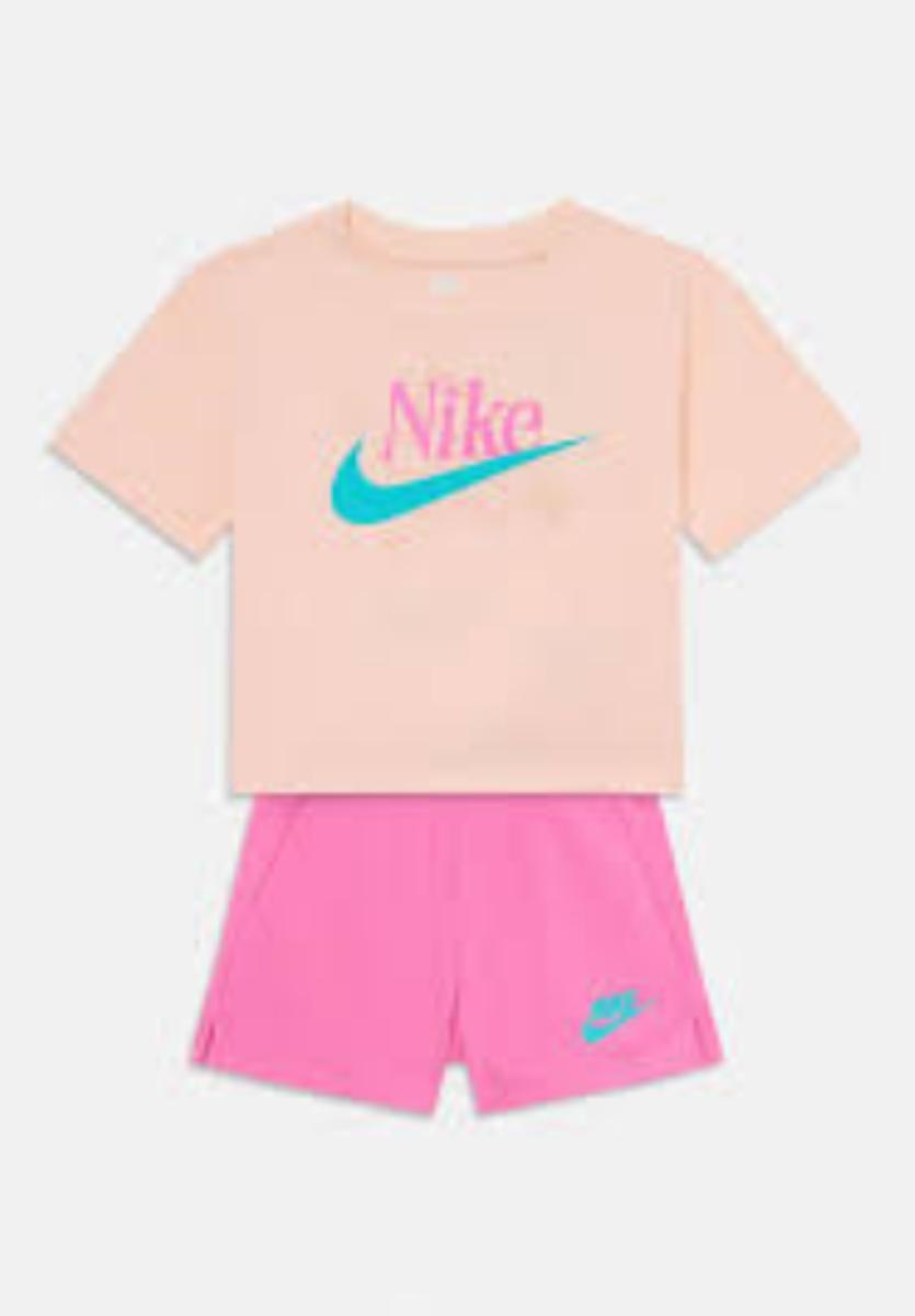 NIKE Floreale