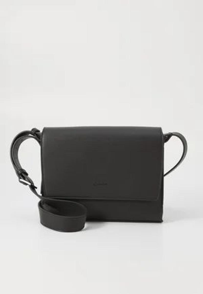 Calvin Klein - MICRO PEBBLE MESSENGER - Borsa a tracolla - black