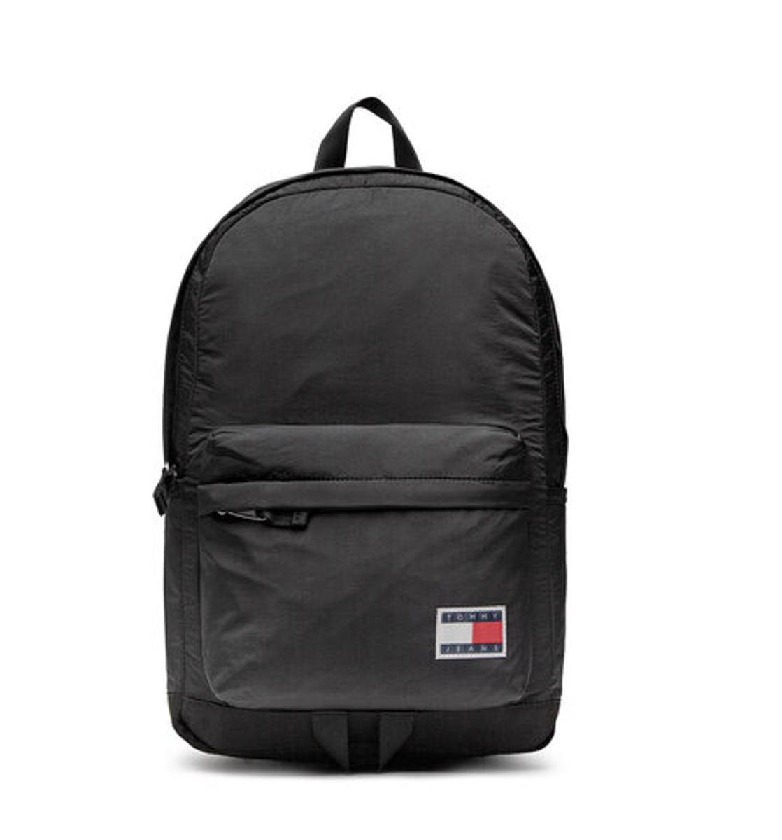 TOMMY JEANS College